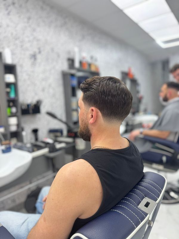 Skin fade haircut at Cousins Brentwood Barbers, Kings Road Essex